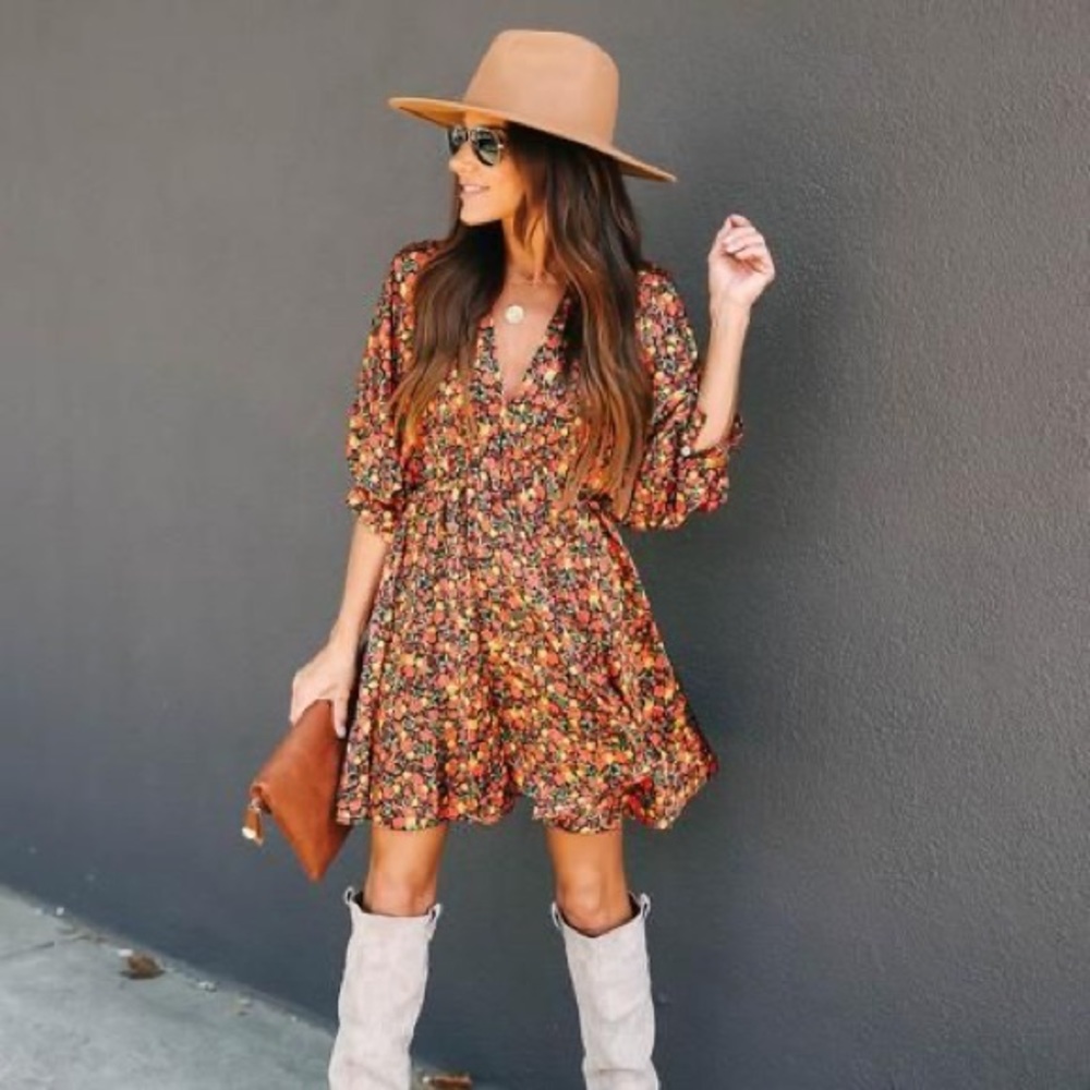 NWOT Vici floral swing dress